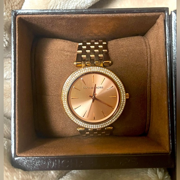 Michael Kors Watch - Picture 1 of 4